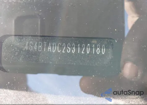 2025 Subaru Outback Premium z USA, uszkodzony, nr VIN 4S4BTADC2S3120180